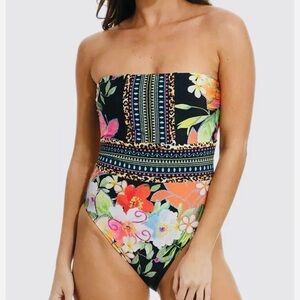 One piece swimwear size 10